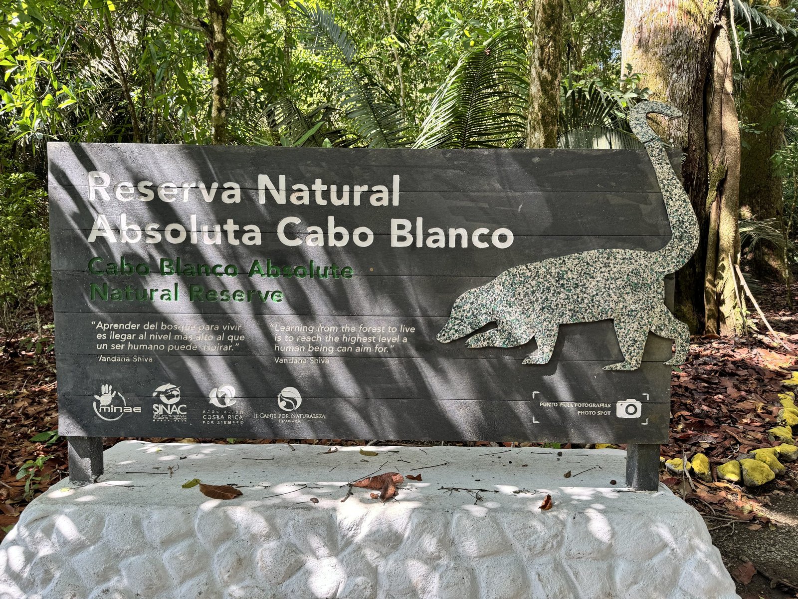 Cabo blanco entrance